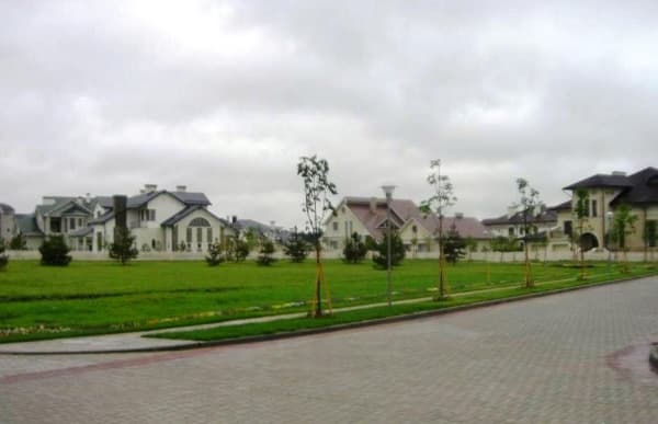 Коттеджный поселок «Резиденция Бенилюкс» Московская область, Истринский район.